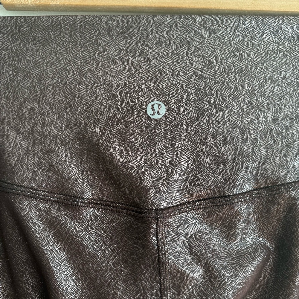 Lululemon Align High Rise Crop - Picture 6 of 9